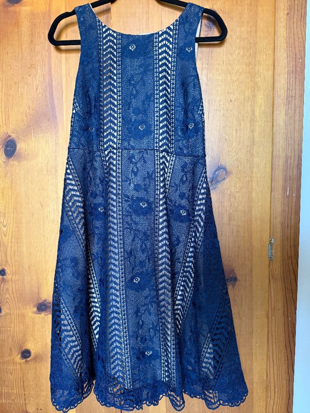Anthropologie Georgia Navy Blue Lace / nude Sleeveless Dress - US 6